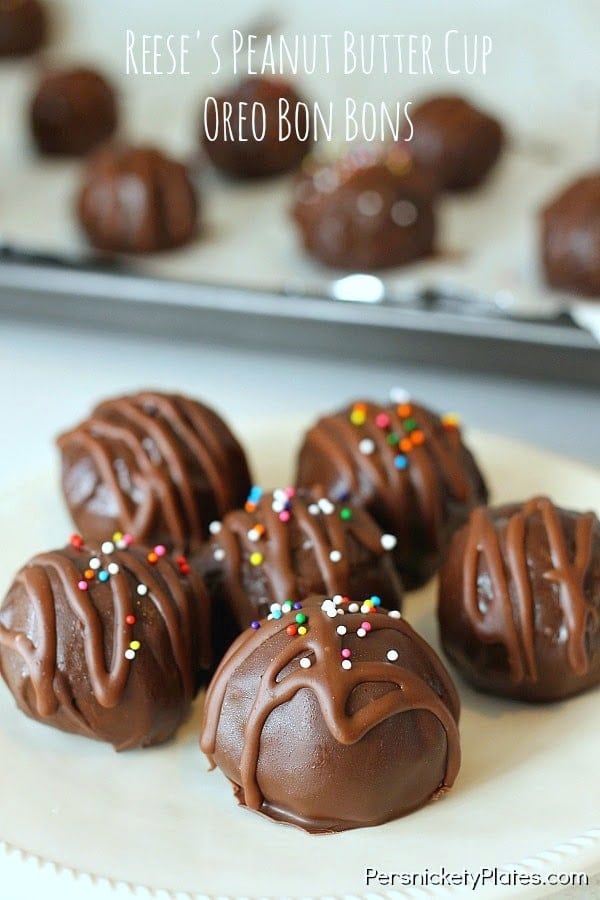 A very simple no-bake Bon Bon using Reese's Peanut Butter Cup Oreos | Persnickety Plates
