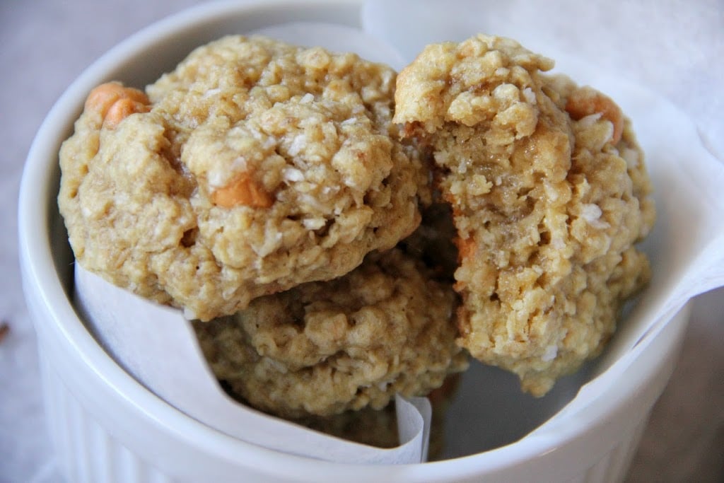 Coconut Oatmeal Scotchies are perfectly chewy yet soft, with chunks of butterscotch and flecks of coconut in every bite! | Persnickety Plates