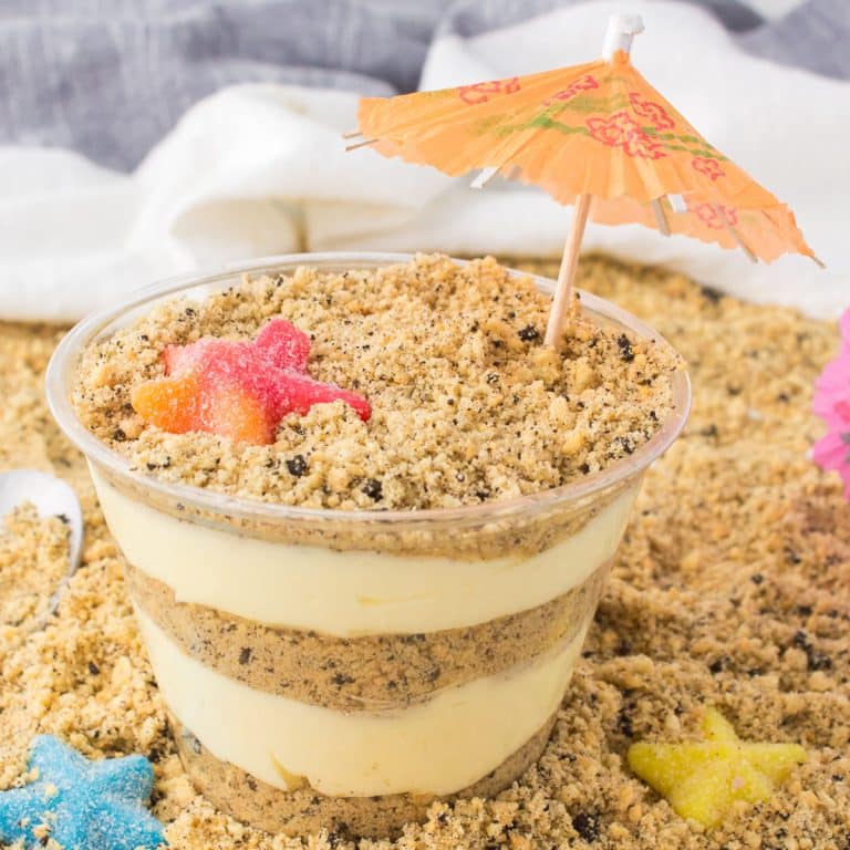 Golden Oreo Sand Pudding (easy summer dessert cups)