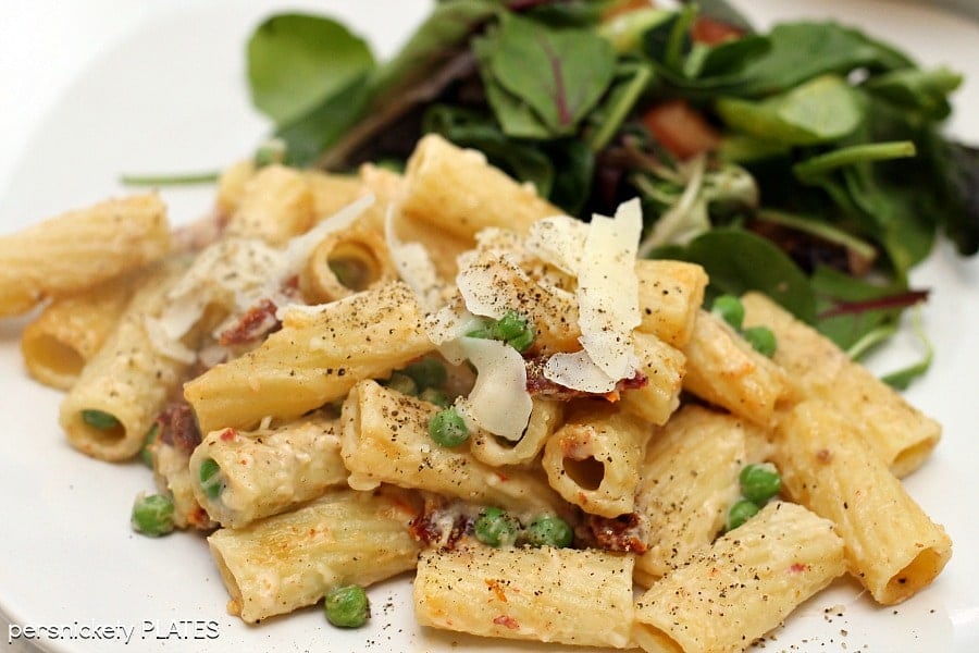 Baked Rigatoni with Sun Dried Tomatoes & Peas | Persnickety Plates
