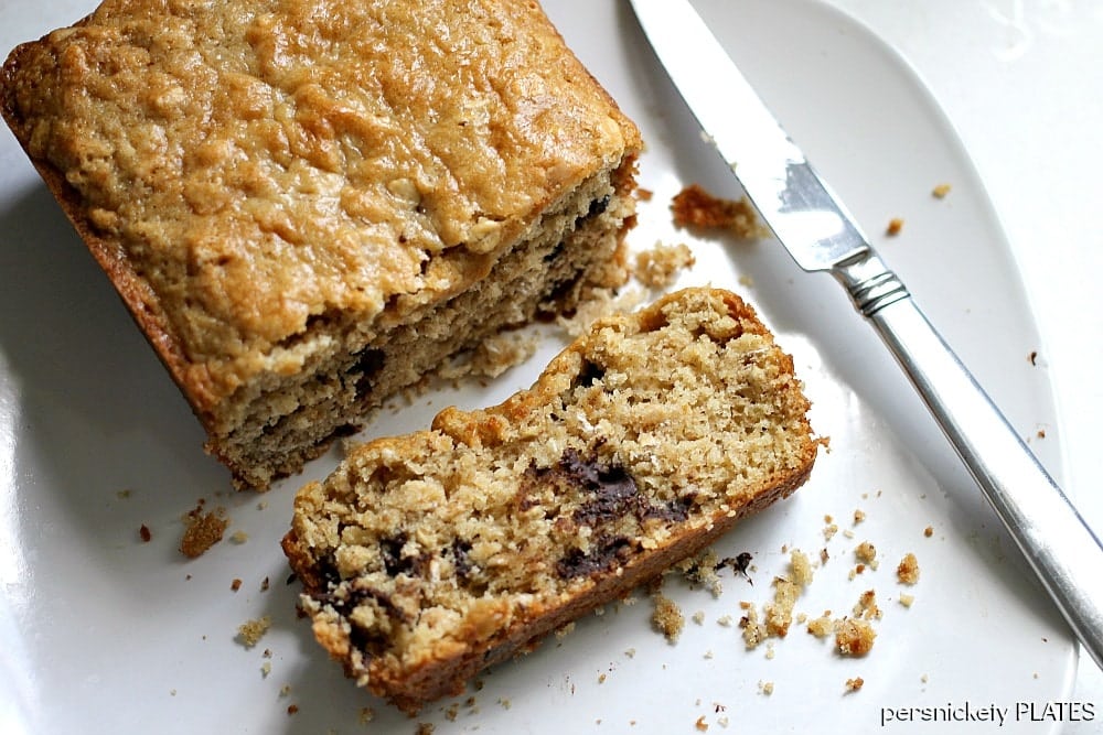 Oatmeal Chocolate Chip Quick Bread | Persnickety Plates