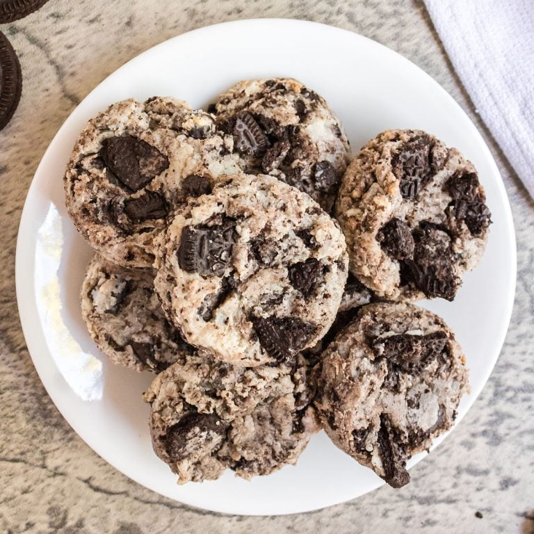 Oreo Cheesecake Cookies – only 6 ingredients!
