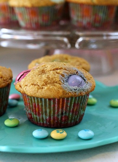 Peanut Butter M&M Muffins | Persnickety Plates