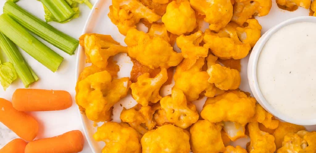 plate of buffalo cauliflower.