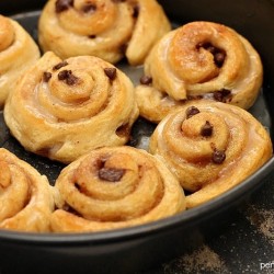 Chocolate Chip Cinnamon Rolls | Persnickety Plates