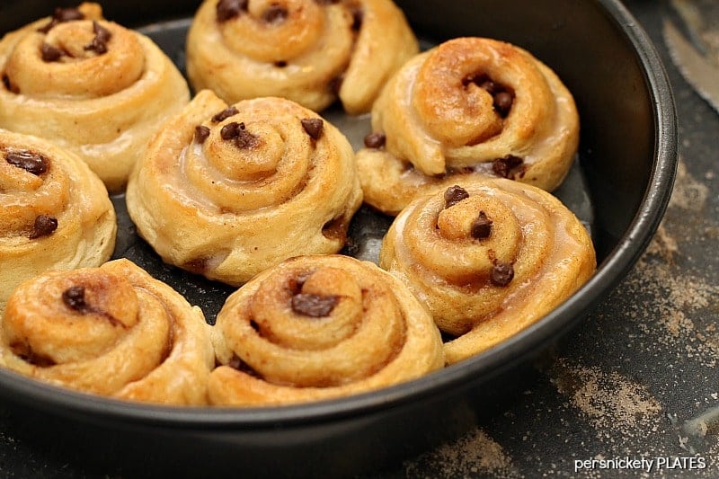 Chocolate Chip Cinnamon Rolls will be your new best brunch idea! These simple cinnamon rolls take less than 10 minutes to prep and seconds to eat! Perfect with your morning coffee or on the go breakfast.