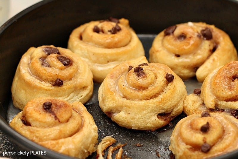 Chocolate Chip Cinnamon Rolls will be your new best brunch idea! These simple cinnamon rolls take less than 10 minutes to prep and seconds to eat! 