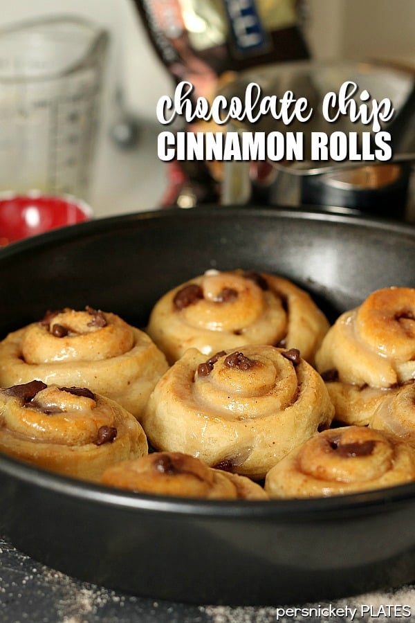 Chocolate Chip Cinnamon Rolls will be your new best brunch idea! These simple cinnamon rolls take less than 10 minutes to prep and seconds to eat! | ww.persnicketyplates.com