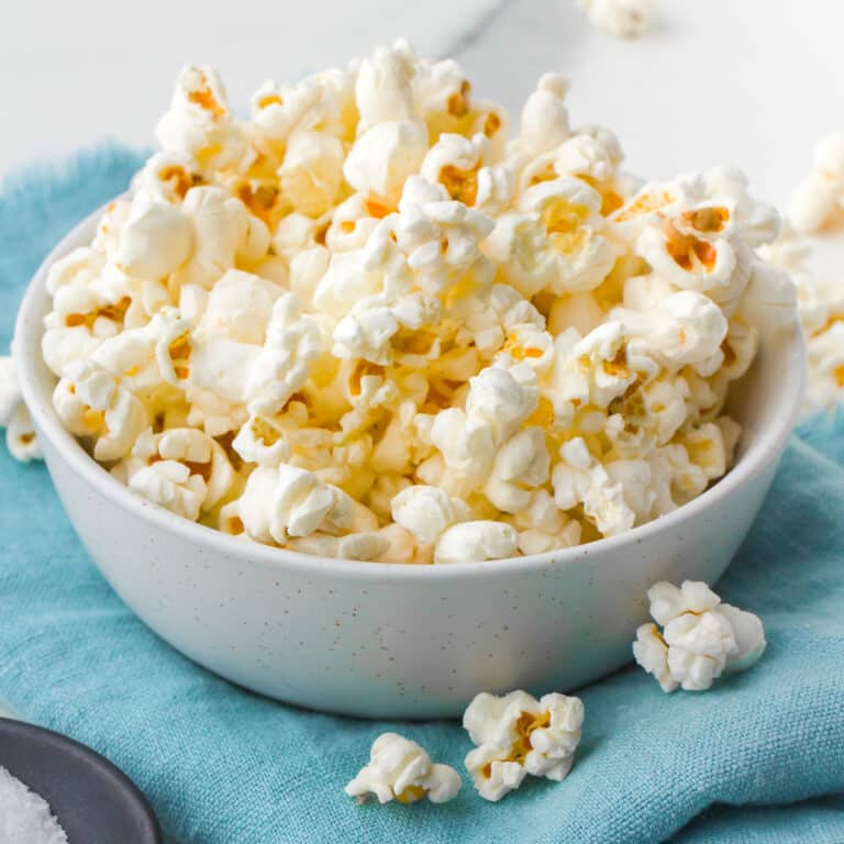 Coconut Oil Popcorn – just two ingredients!
