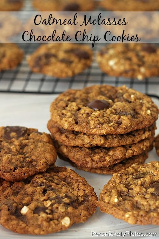 Oatmeal Molasses Chocolate Chip Cookies #fbcookieswap | Persnickety Plates