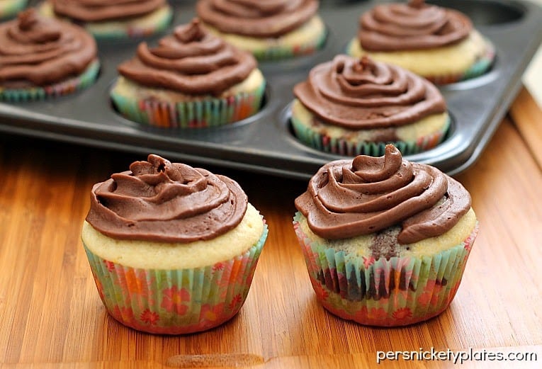 marble-cupcakes-with-chocolate-buttercream2