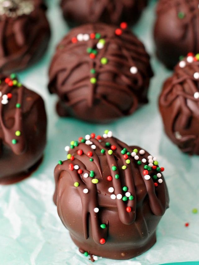 cropped-christmas-oreo-bon-bons-SQUARE.jpg