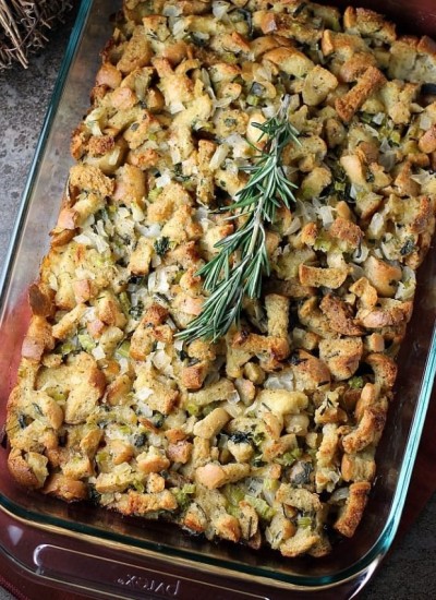 cropped-traditional-herb-stuffing8.jpg