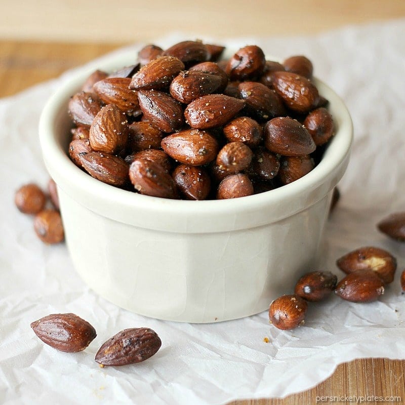 Lemon Pepper Almonds are a healthy and easy snack. They only take a few minutes to put together but they're full of flavor and protein to keep you full! | www.persnicketyplates.com