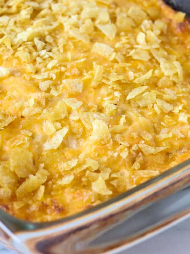 The BEST Cheesy Potato Casserole You’ll Ever Try!