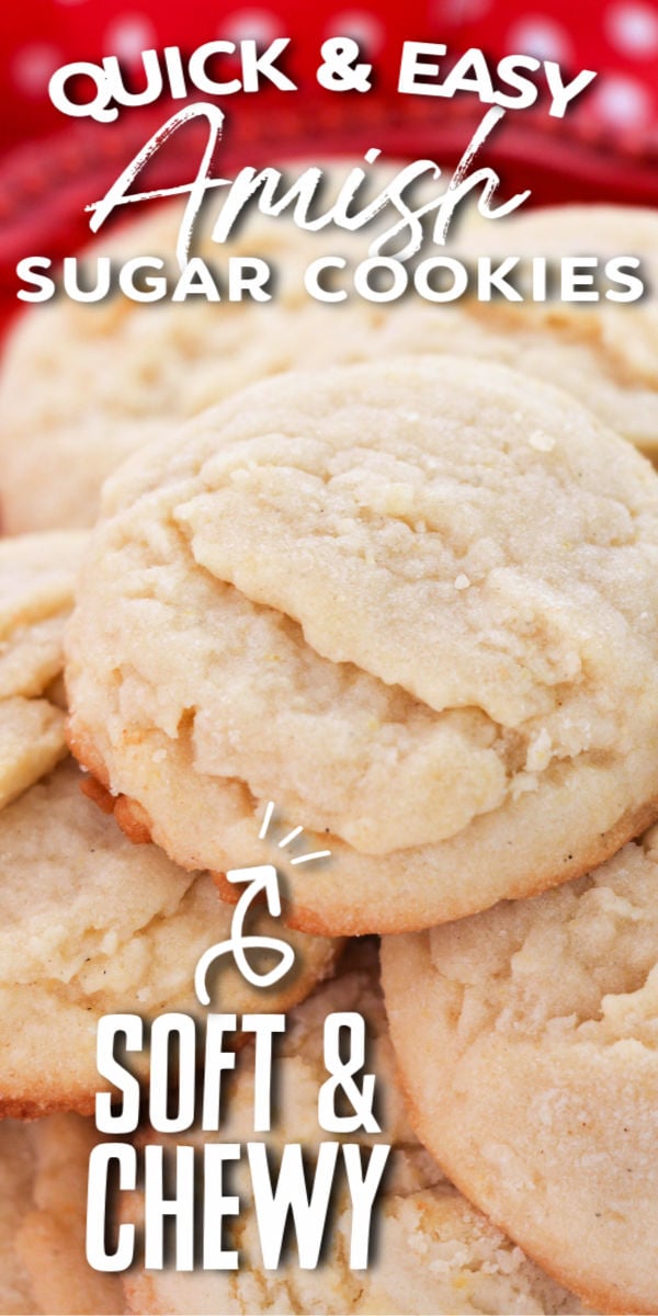 Sugar cookies without all the work! This vintage Amish sugar cookie recipe makes delicious, chewy, and easy to prepare cookies. Perfect for your next cookie exchange! | www.persnicketyplates.com #cookierecipe #easyrecipe #holidayrecipe