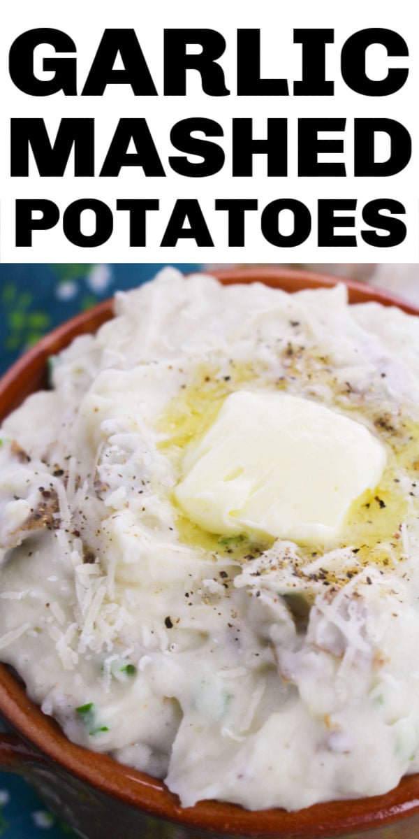 The BEST garlic mashed potatoes you will ever try! This smooth & buttery, classic side dish is easy but rivals your favorite steakhouse style potatoes and are perfect to serve for the holidays or any dinner. | www.persnicketyplates.com #sidedishes #easyrecipes #potatoes