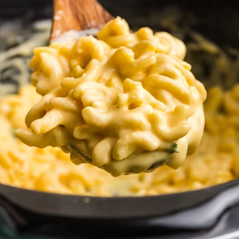 3 Ingredient Slow Cooker Mac and Cheese