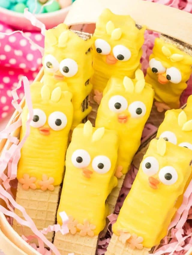 Easy Easter Chick Wafer Cookies