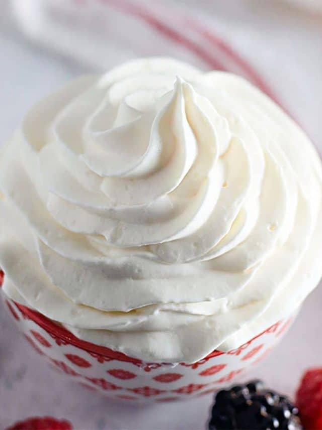 Easy Stabilized Whipped Cream