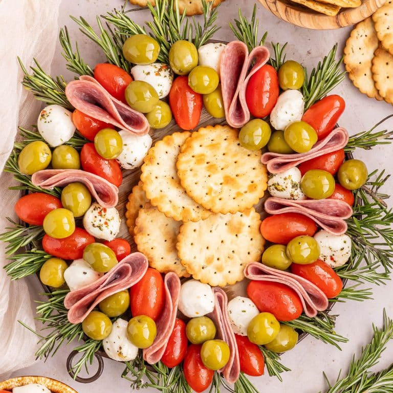 Christmas Antipasto Wreath – easy, festive appetizer