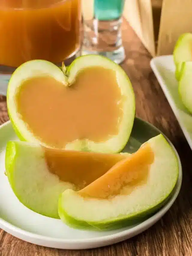 Caramel Apple Jello Shots – Fun Shots Idea!