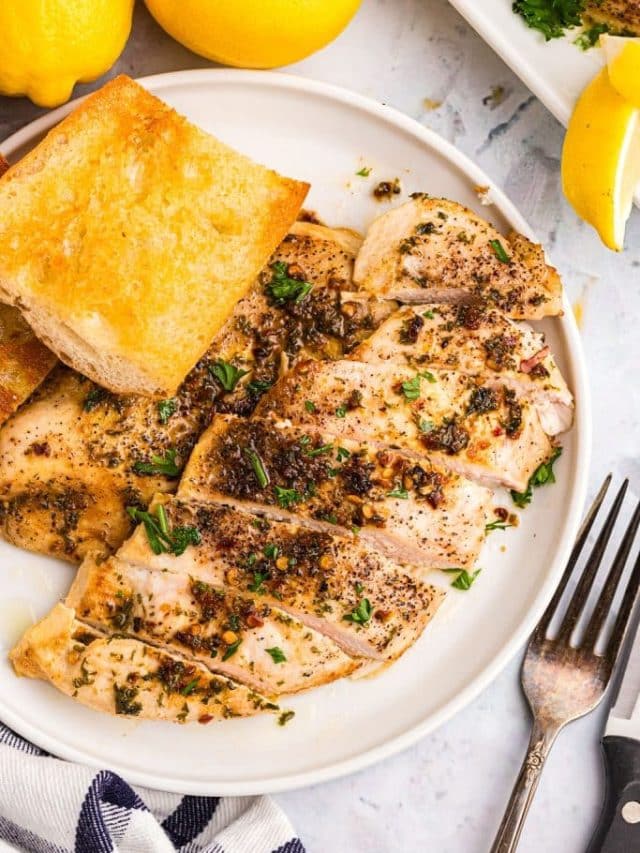 Mouthwatering Garlic Butter Baked Chicken!