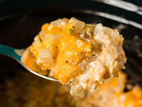 Slow Cooker Cheesy Potatoes Recipe - Easy Crock Pot Cheesy Potato Method
